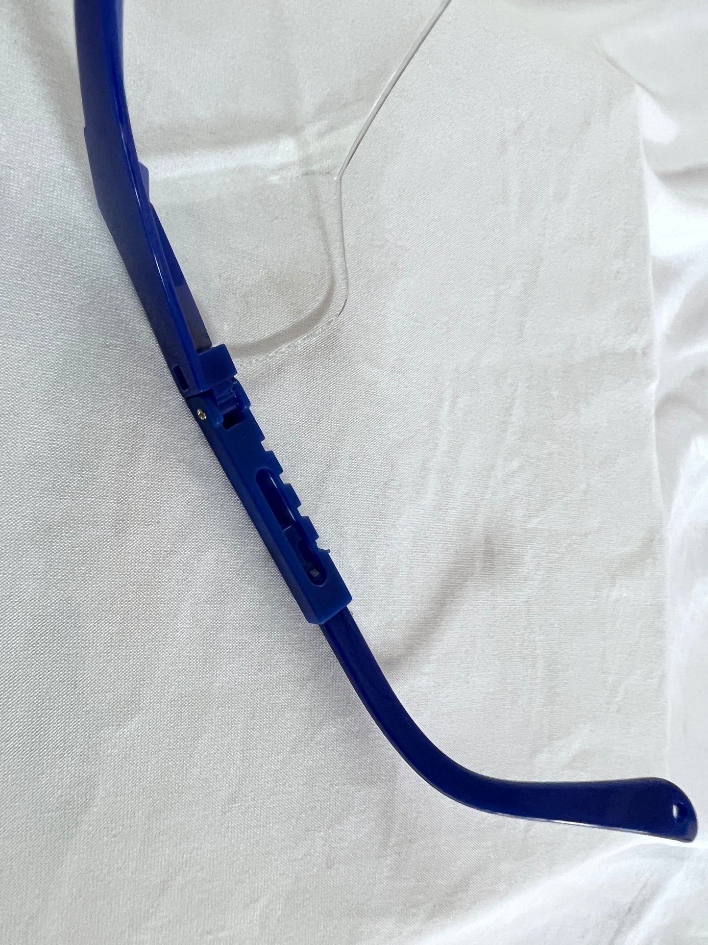 Multi-Functional Protective Glasses